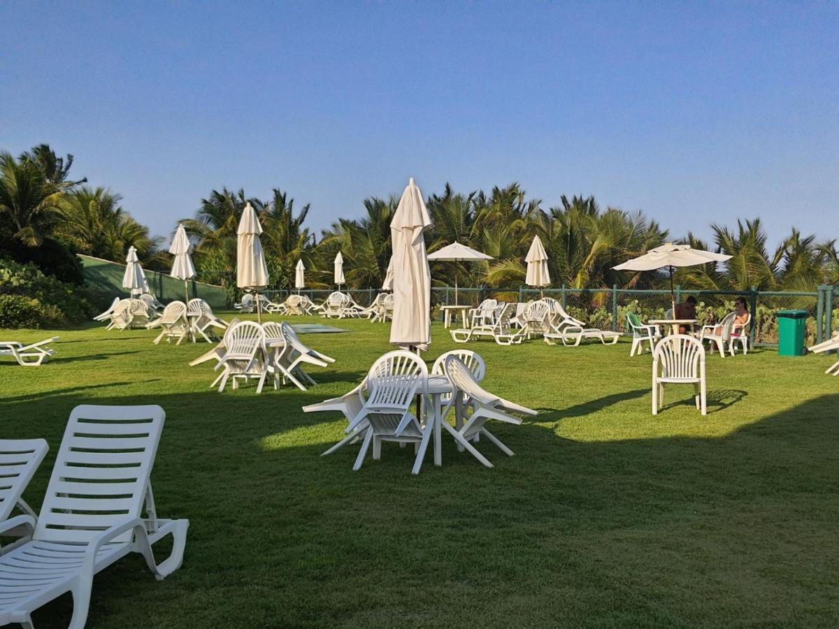 Guarajuba pé na areia Exterior foto